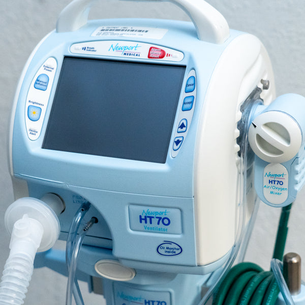 NEWPORT HT70 - Respiratory Ventilator Includes O2 Mixer, P Circuit and Cruiser Cart - Loyalty Medical