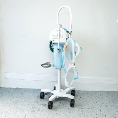 NEWPORT HT70 PLUS - Respiratory Ventilator Includes O2/Oxygen Mixer and Cruiser Cart - Loyalty Medical