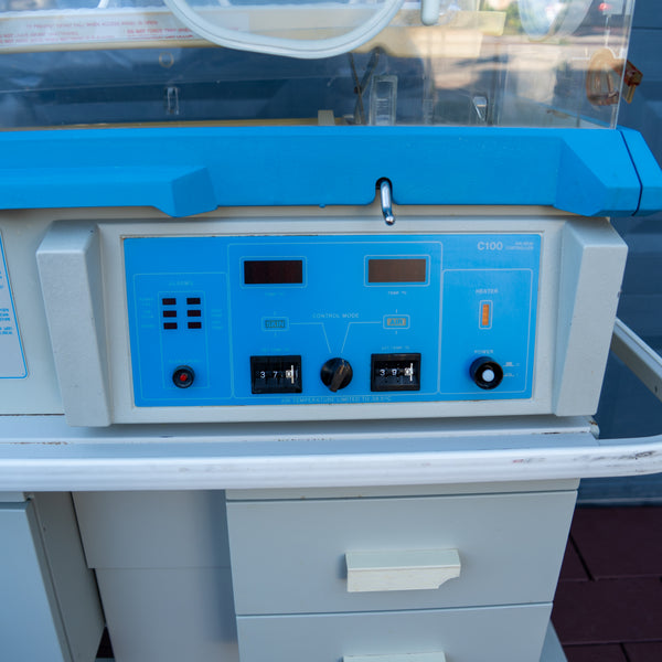 Air-Shields Vickers Baby Incubator VHS68-1 - Loyalty Medical