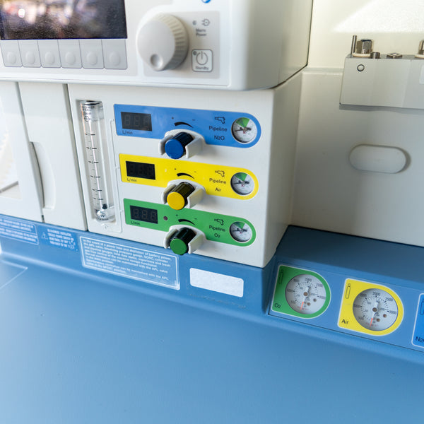 Draeger Fabius GS Anesthesia Machine 8604700-33 SW 3.37a ARXN0100