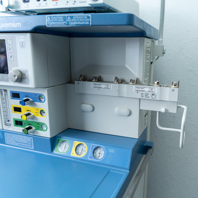 Drager Fabius GS Premium Anesthesia Machine w/ Monitor Co2 and A Gases Infinity Kappa 8607000-58 ASFB-0188 - Loyalty Medical