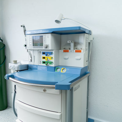 Draeger Fabius GS Premium Anesthesia Machine 8607000-42 SW 3.32a ASCK-0702 /2011 DOM - Loyalty Medical