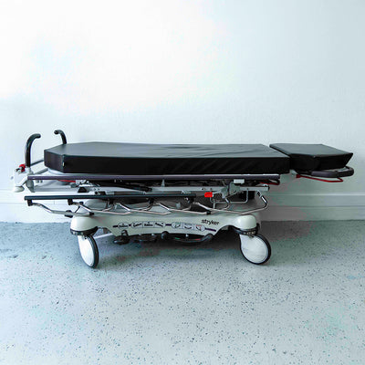 Stryker 1061 Gynnie OB/GYN Stretcher 1010 031607 - Loyalty Medical